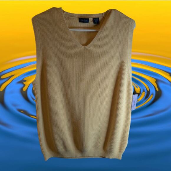 IZOD medium yellow v-neck mens cotton blend knit sweater casual vest. - Picture 1 of 1